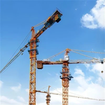 Какова скорость подъема 16-тонного башенного крана при различных нагрузках?